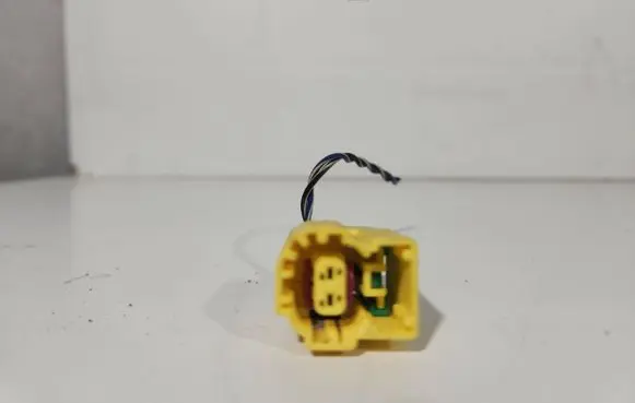 Audi Q7 4L Airbag deployment crash/impact sensor 8K0973323S