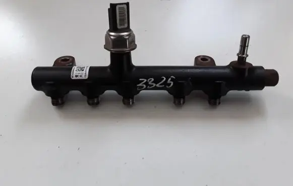 Ford Mondeo MK V Fuel main line pipe 9674300080