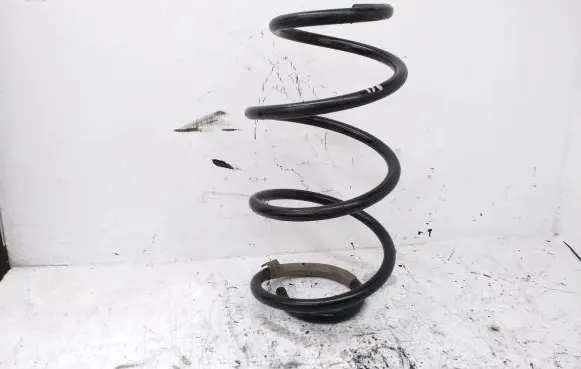 Mazda 3 III Front coil spring
