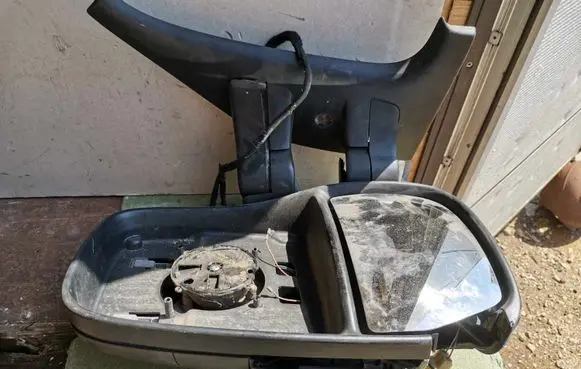Iveco Daily 35.8 - 9 Front door electric wing mirror 5801367611