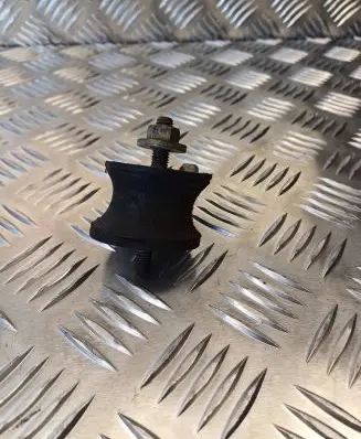 BMW 1 E81 E87 Gearbox mount 1094916
