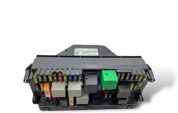 Mercedes-Benz E W212 Fuse module A2129000006