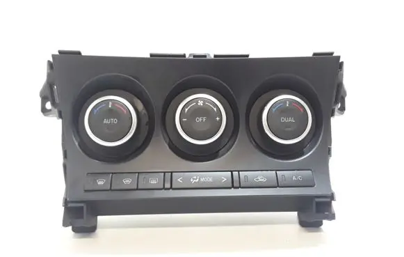 Mazda 3 II Climate control unit BHC461190
