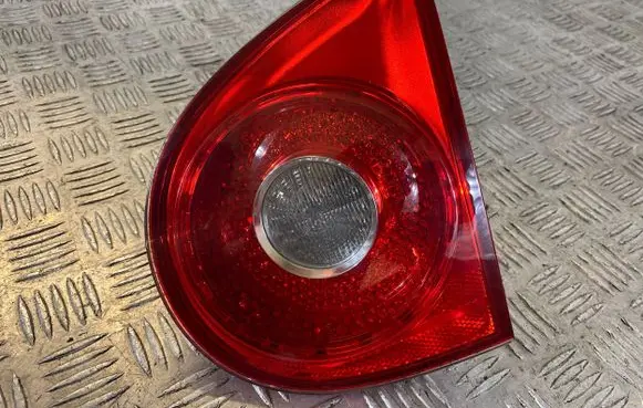 Volkswagen Golf V Tailgate rear/tail lights 1K6945094G 89031778