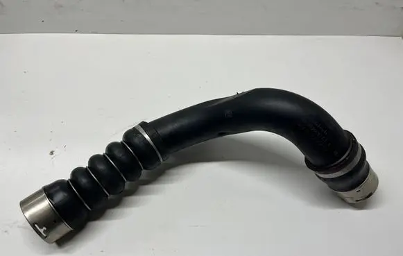 BMW X2 F39 Intercooler hose/pipe 8585294