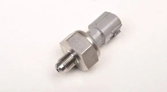 Volvo XC60 Fuel pressure sensor 32203286