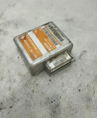 Audi A6 S6 C4 4A Airbag control unit/module 8A0959655C 0285001038