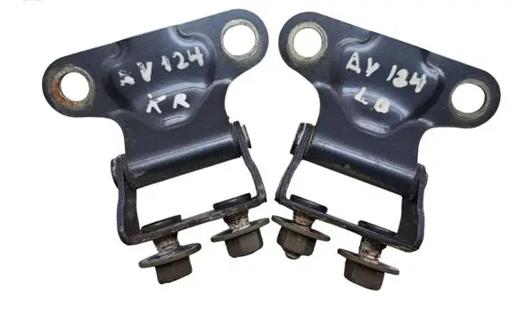 Toyota Avensis T270 Tailgate/trunk/boot hinge 6881005030