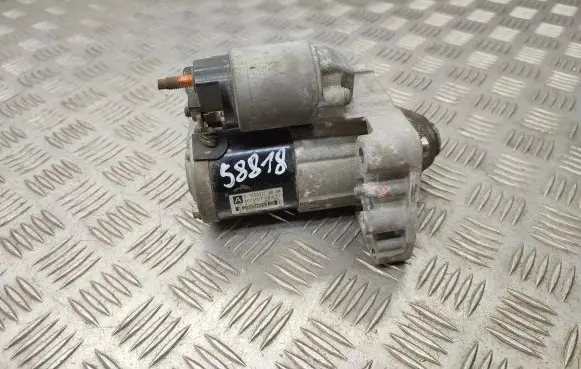 Peugeot 3008 I Starter motor V755001780