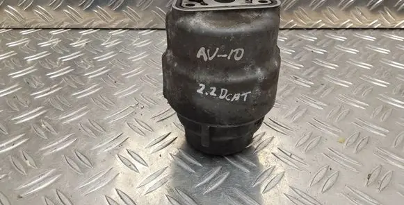 Toyota Avensis T270 Oil filter cover 