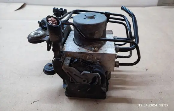 Ford Mondeo MK IV ABS Pump 7G912C405FB