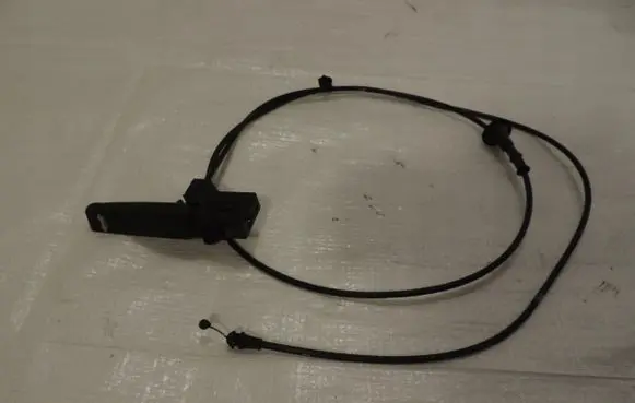 Opel Mokka Engine bonnet/hood lock release cable 95317676