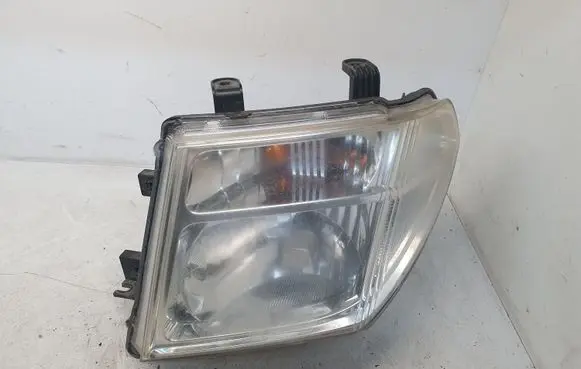 Nissan Navara D40 Headlight/headlamp 26060EB300