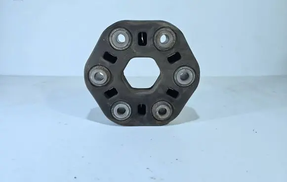 Lexus GS 300 350 430 450H Rear prop shaft donut coupling/joint 
