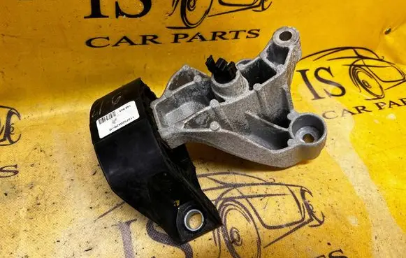 Dacia Sandero III Engine mount vacuum valve 113752043R 112321855R