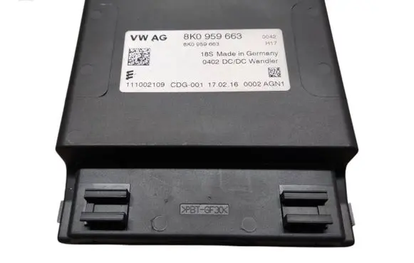 Voltage converter inverter