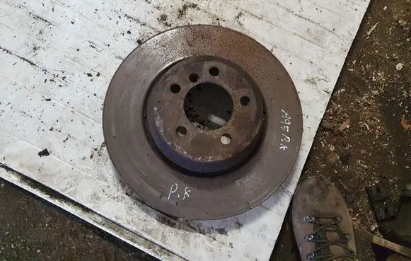 BMW 7 E65 E66 Front brake disc NOCODE