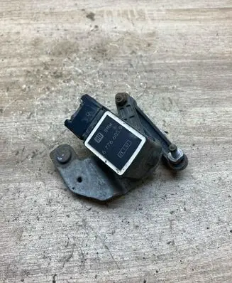BMW 5 E60 E61 Headlight/headlamp level sensor 6776605