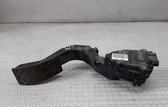 Audi A6 S6 C5 4B Accelerator throttle pedal 8D1721523