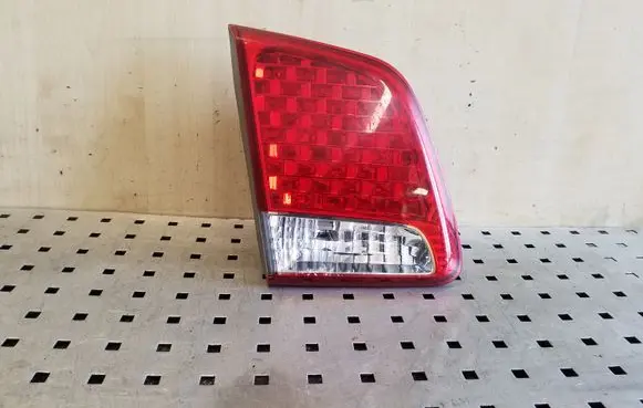 KIA Sorento Tailgate rear/tail lights 924052P0 924052P02
