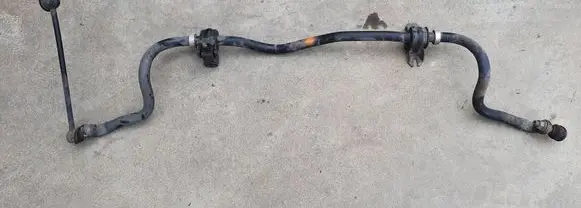 Nissan X-Trail T32 Front anti-roll bar/sway bar