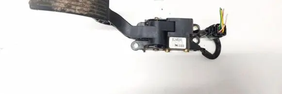 KIA Rio Accelerator throttle pedal 327261G800 32726-1G800
