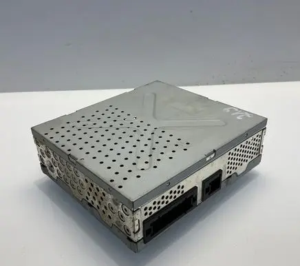 Mercedes-Benz CLS C219 Sound amplifier A2118702469 2118702469