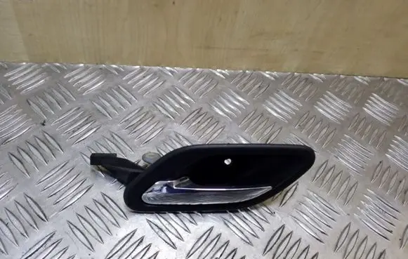 BMW 5 E39 Rear door interior handle 8226049