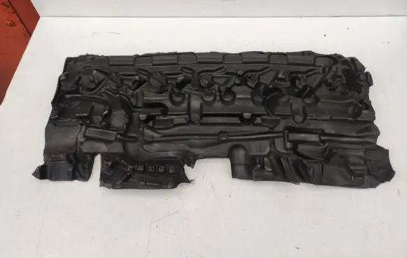 BMW X5 F15 Heat shield in engine bay 8512278 20668510