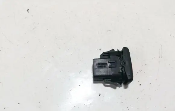 Ford Focus Front door window switch trim 03168720