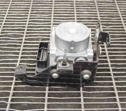 Hyundai Kona I ABS Pump 28516317063 58900J9900