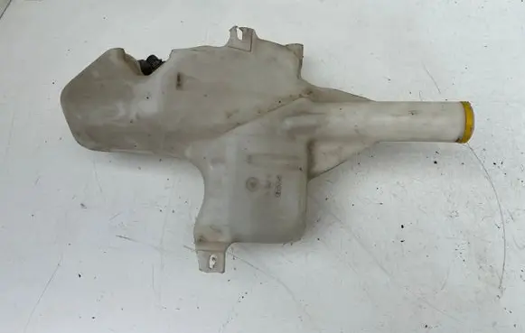 Saab 9-5 Windshield washer fluid reservoir/tank 