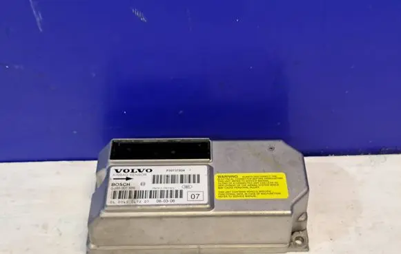 Volvo S60 Airbag control unit/module 30737504 P30737504