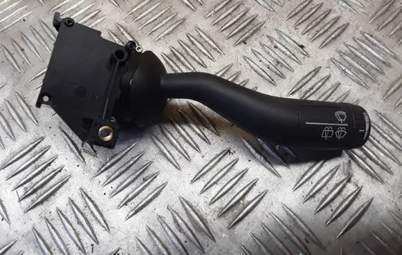 Volkswagen Touareg I Wiper control stalk 7L6953503 K0301204200