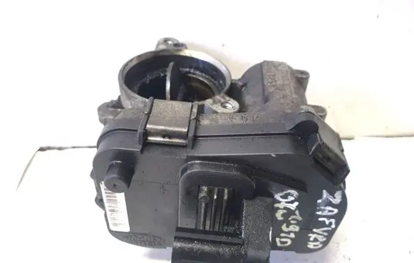 Opel Zafira B Throttle valve 48CPD1C146