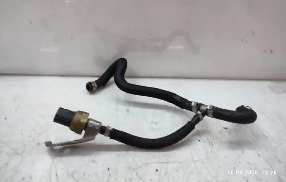 Mercedes-Benz C W205 Fuel pressure sensor A6510703981