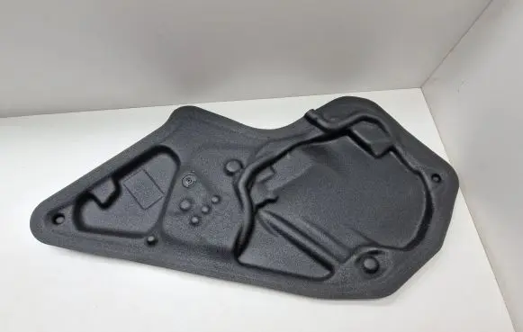 Other rear door trim element