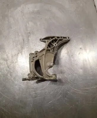 Peugeot 308 Fuel filter bracket/mount holder 9672309580