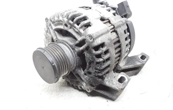 Volvo XC70 Generator/alternator 0121615005 6G9N10300HD