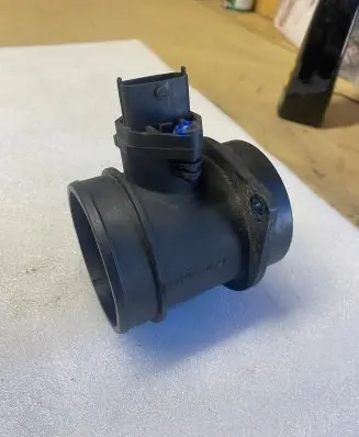 Volvo XC70 Mass air flow meter 8670115 0280218086