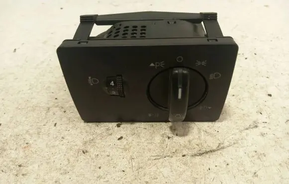 Ford Focus C-MAX Light switch 4M5T13A024MA 04059765