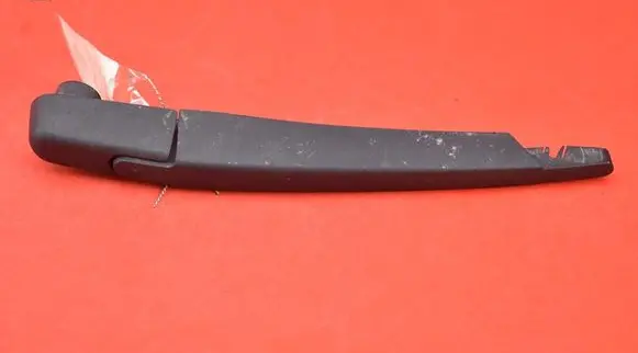 Dacia Duster Rear wiper blade arm