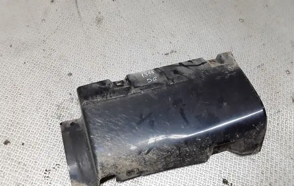 Rear bumper corner part panel trim