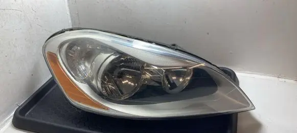 Volvo XC60 Headlight/headlamp 31395467 89907445