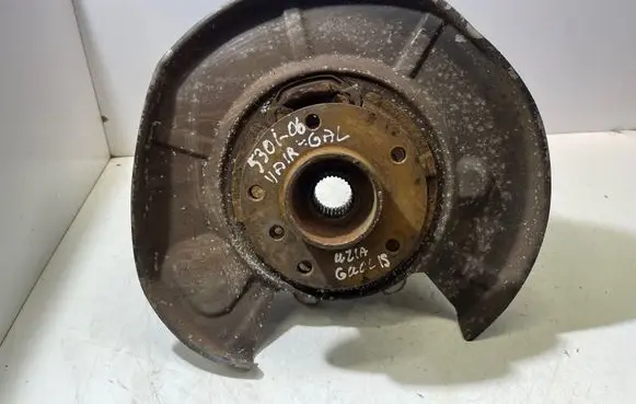 BMW 5 E60 E61 Rear wheel hub
