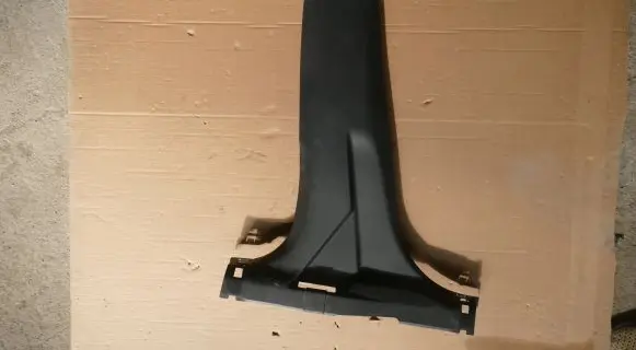 Nissan X-Trail T32 (B) pillar trim (bottom) 769164CE0A