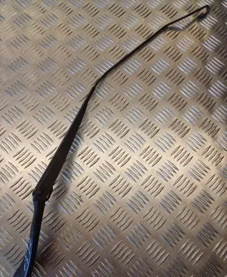 Renault Megane II Front wiper blade arm 8200036912