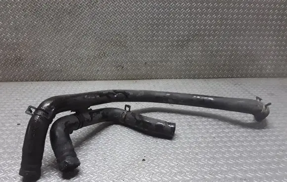 Volkswagen Golf IV Engine coolant pipe/hose
