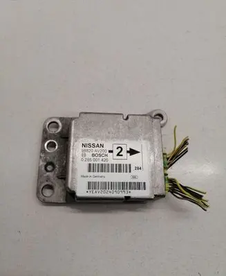 Nissan Primera Airbag control unit/module 98820AV200 0285001420