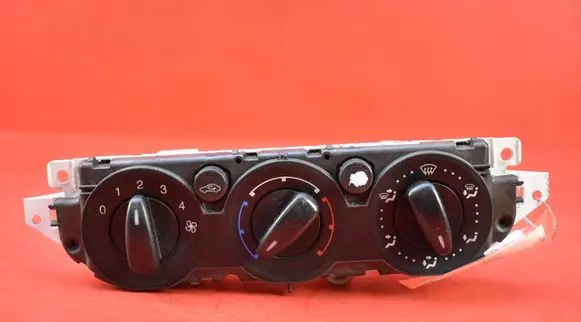 Ford Focus C-MAX Climate control unit 3M5T-19980-AD